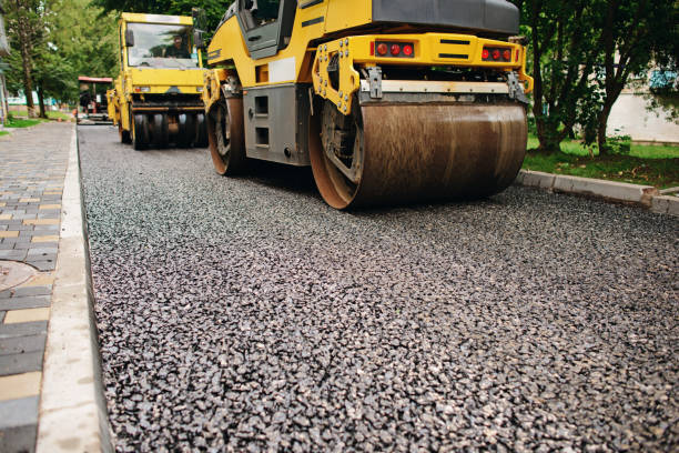 Best Local Driveway Pavers  in Masury, OH
